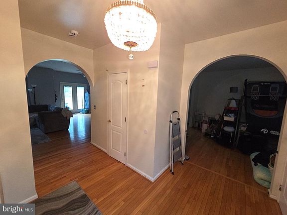 3rd image of 2304 Leyton Ct