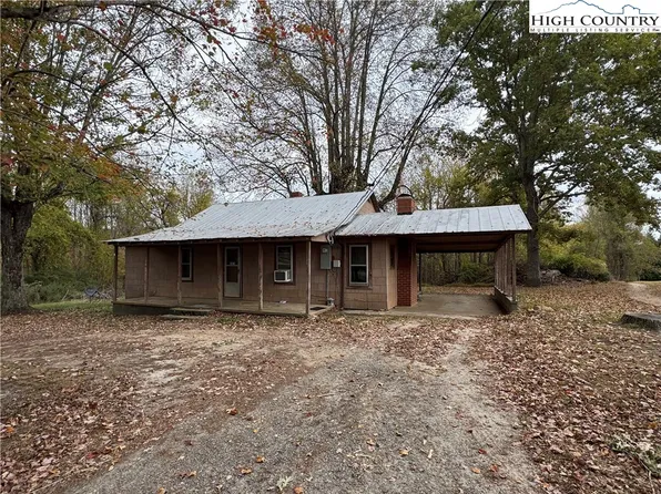 3016 S Center Church Road, Thurmond, NC 28683