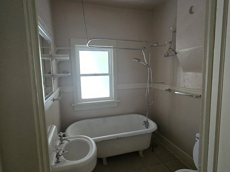 645 S Quaker Ave #645 — Photo 8