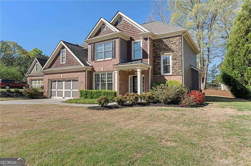 1518 Squire Hill Ln photo 1