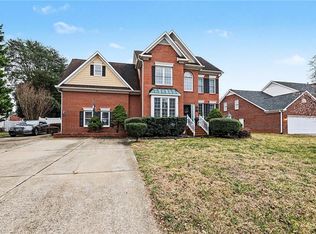 4008 Deerfield St, High Point, NC 27265