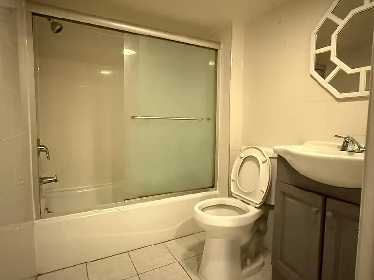 222 Wiltshire Rd #1 — Photo 1