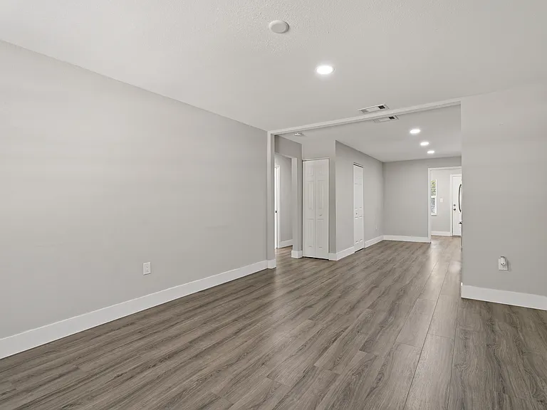 3810 S Randall St #B — Photo 4