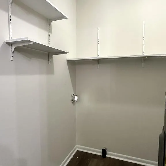 1609 Grandview Dr — Photo 5