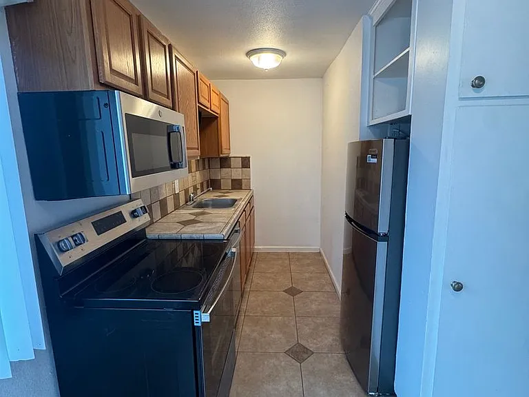3222 2nd Ave — Photo 16
