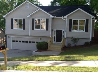 369 Shoal Ct, Lawrenceville, GA 30046