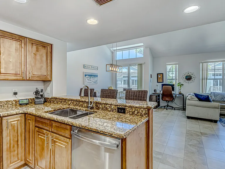 1701 Mizzenmast Way — Photo 18
