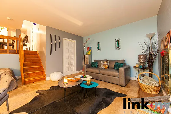 Sold by Link NY Realty | media 3
