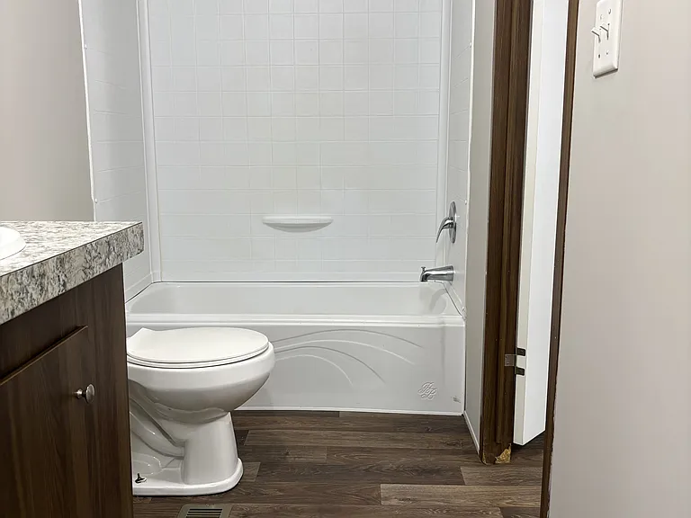 237 Laurel Ln #23 — Photo 7