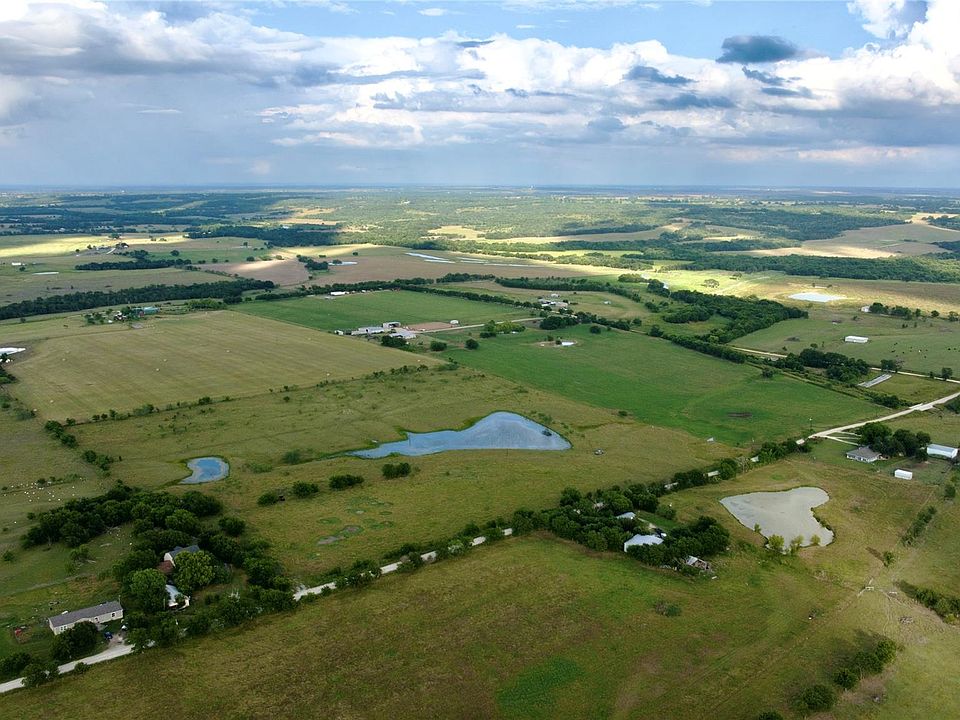 1st image of 414 County Road 463 S