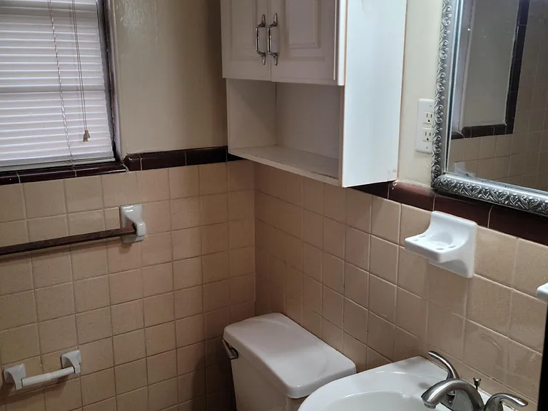 1401 Broadmoor Rd #C — Photo 11