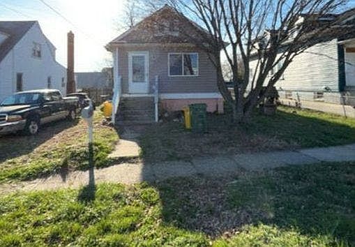 1st image of 4212 4th St