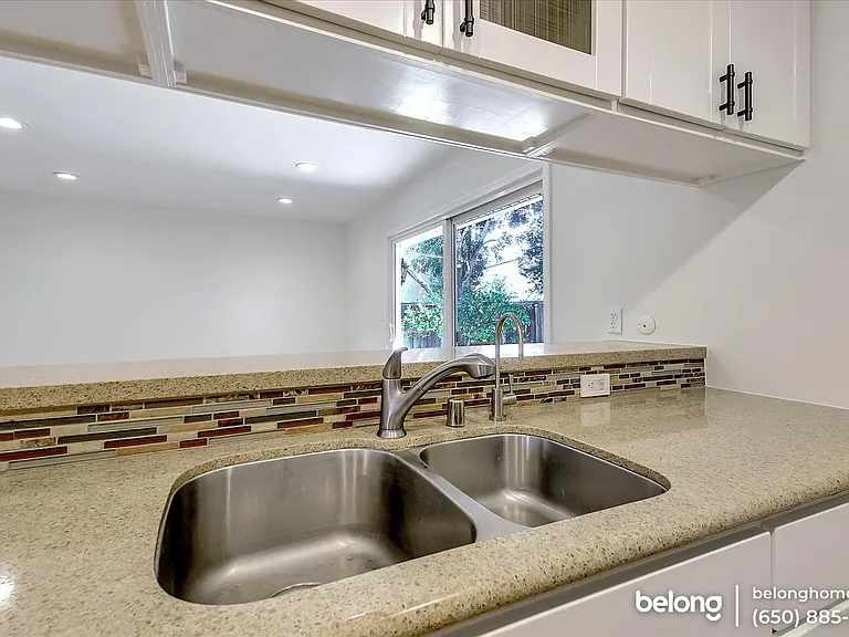 814 Lusterleaf Dr — Photo 15
