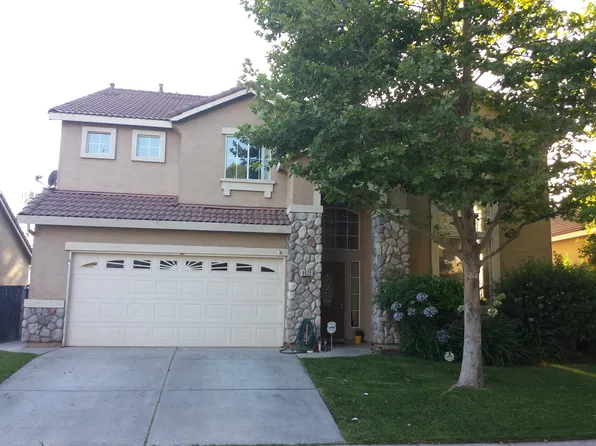 9522 Diamond Point Ln, Elk Grove, CA 95758