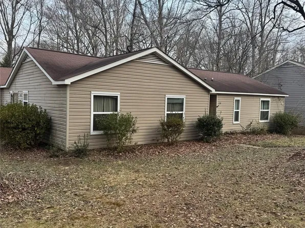 11130 Blue Heron Dr, Charlotte, NC 28226