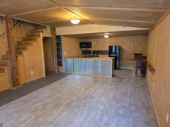 1554 Bob Kirby Rd, Knoxville, TN 37931