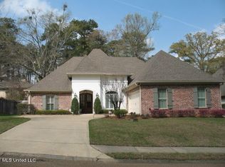 2436 Nottingham Rd, Jackson, MS 39211