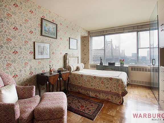 5th image of 35 Sutton Pl APT 15A