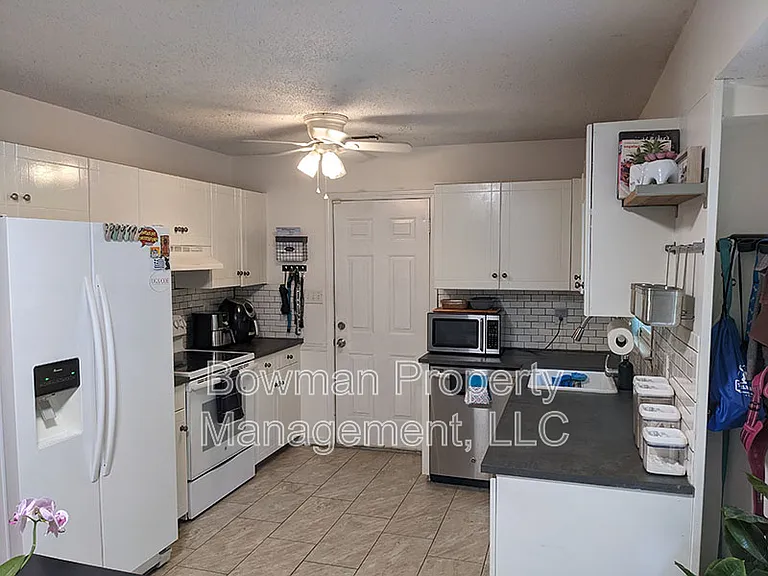 155 Rachel Way — Photo 6