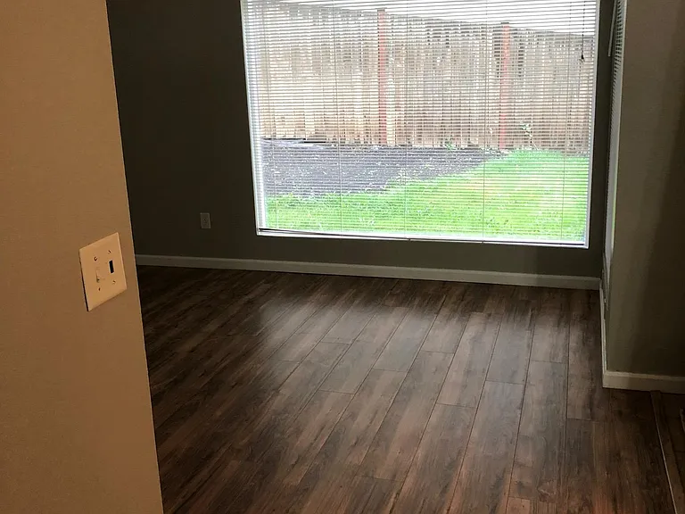 401 Taylor Ave NW #7 — Photo 14