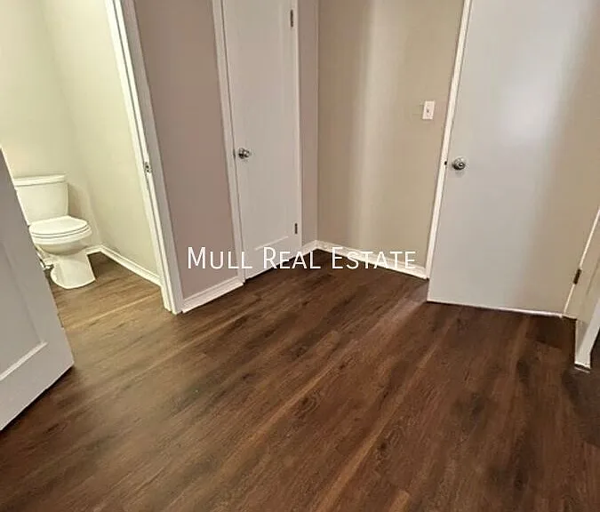 4801 N Willow Ave — Photo 14
