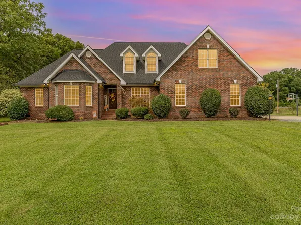1008 Fowler Rd, Monroe, NC 28110