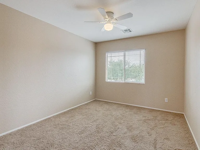 1326 E Macaw Dr — Photo 24