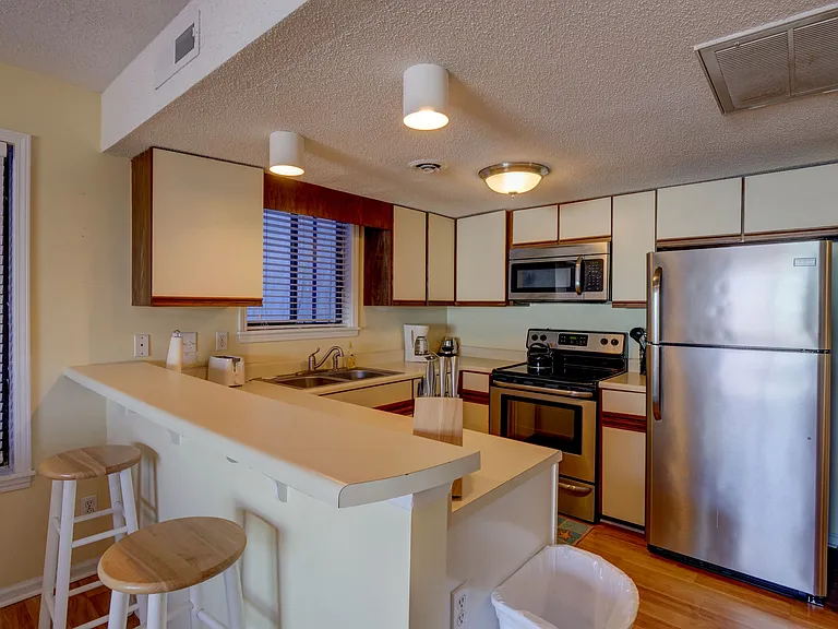 1717 Carolina Beach Ave N #B9 — Photo 7