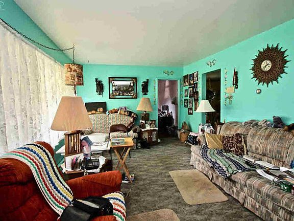 4th image of 5113 Raymond Ave