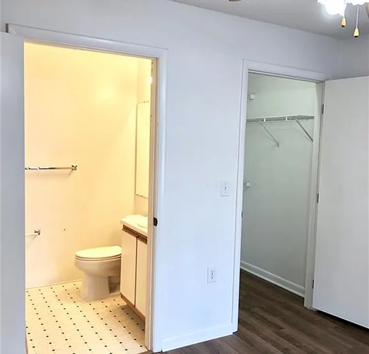 bedroom, bathroom and walk-in closet