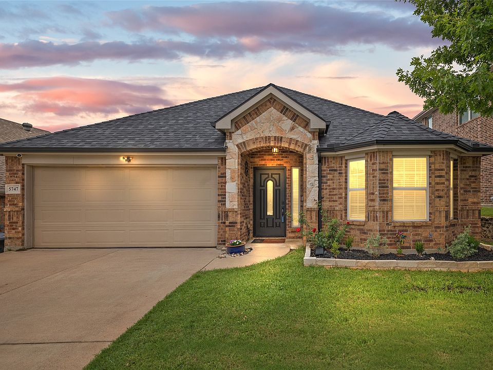 1st image of 5747 Mountain Hollow Dr