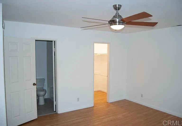 5037 Niagara Ave — Photo 10
