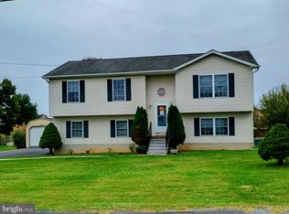 137 Isaac Dr, Bunker Hill, WV 25413
