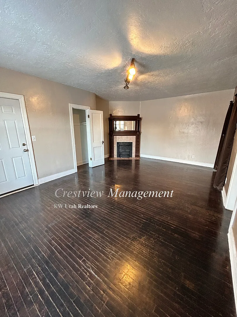 Ogden 6 — Photo 3