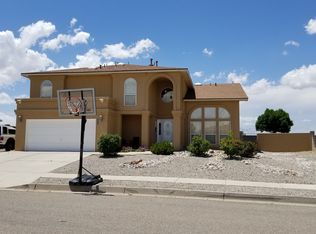 6908 Augusta Hills Dr NE, Rio Rancho, NM 87144