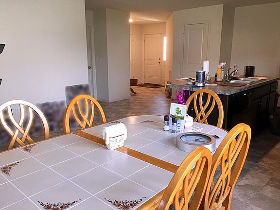 5th image of 126 Acer Ave