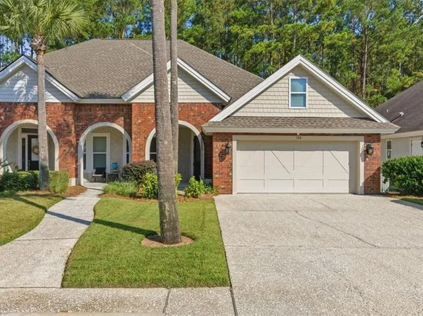 126 Fox Run Dr, Brunswick, GA 31525