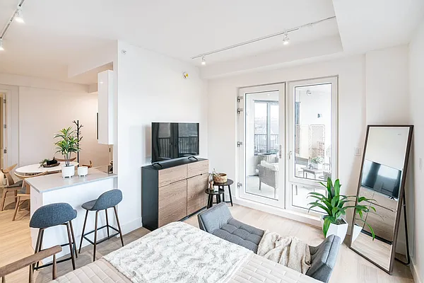 Rented by Highline Residential | media 1
