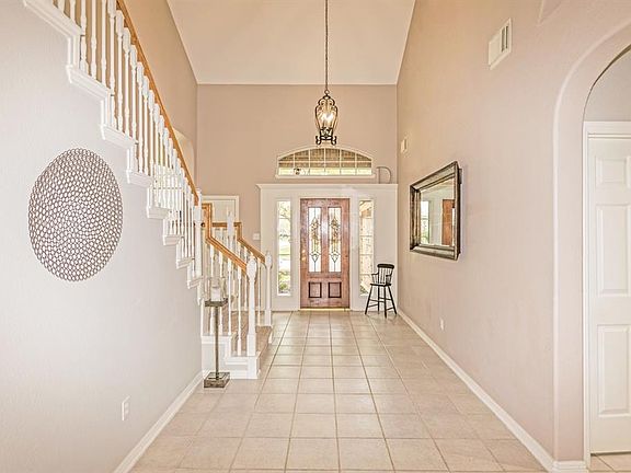 Inviting front foyer.
