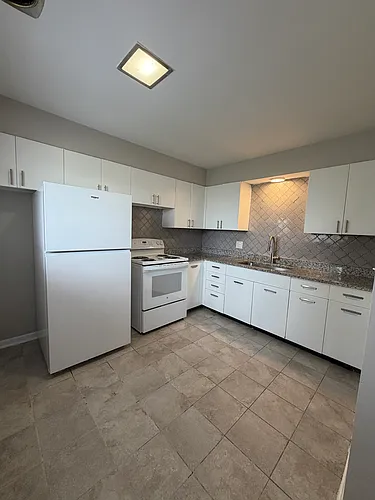 740 Edgemont Blvd #3 Photo 1