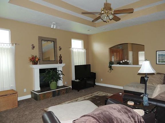 4th image of 501 Joseph Ct