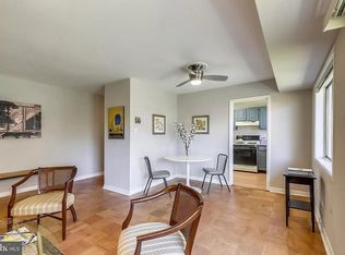 10624 Montrose Ave APT 103, Bethesda, MD 20814