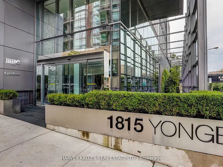 1815 Yonge St #2502 — Photo 2