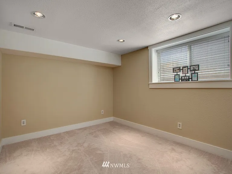 14910 SE 43rd St — Photo 6