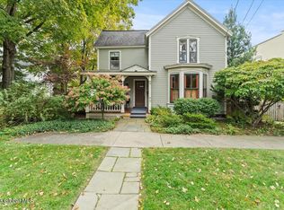 52 Bryan St, Saratoga Springs, NY 12866