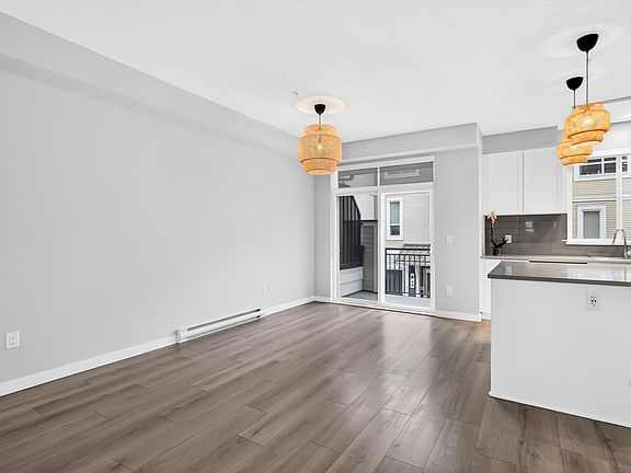5th image of 8335 Nelson St #152