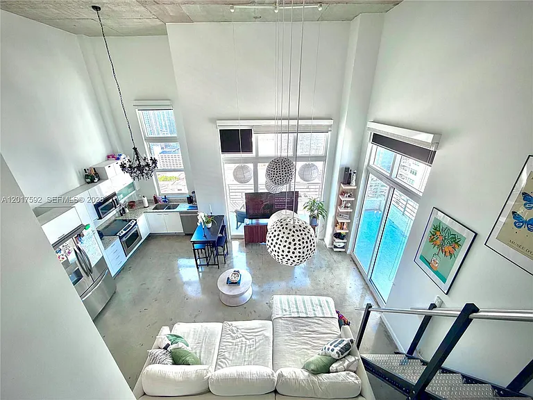133 NE 2nd Ave #3501 — Photo 4