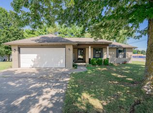 540 S Suburban Ave, Springfield, MO 65802