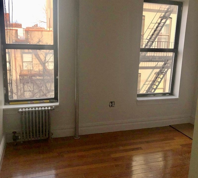 1st image of 19 E 128th St APT 14