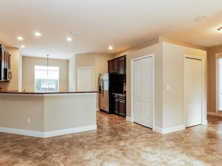12307 Cricklewood Dr — Photo 6